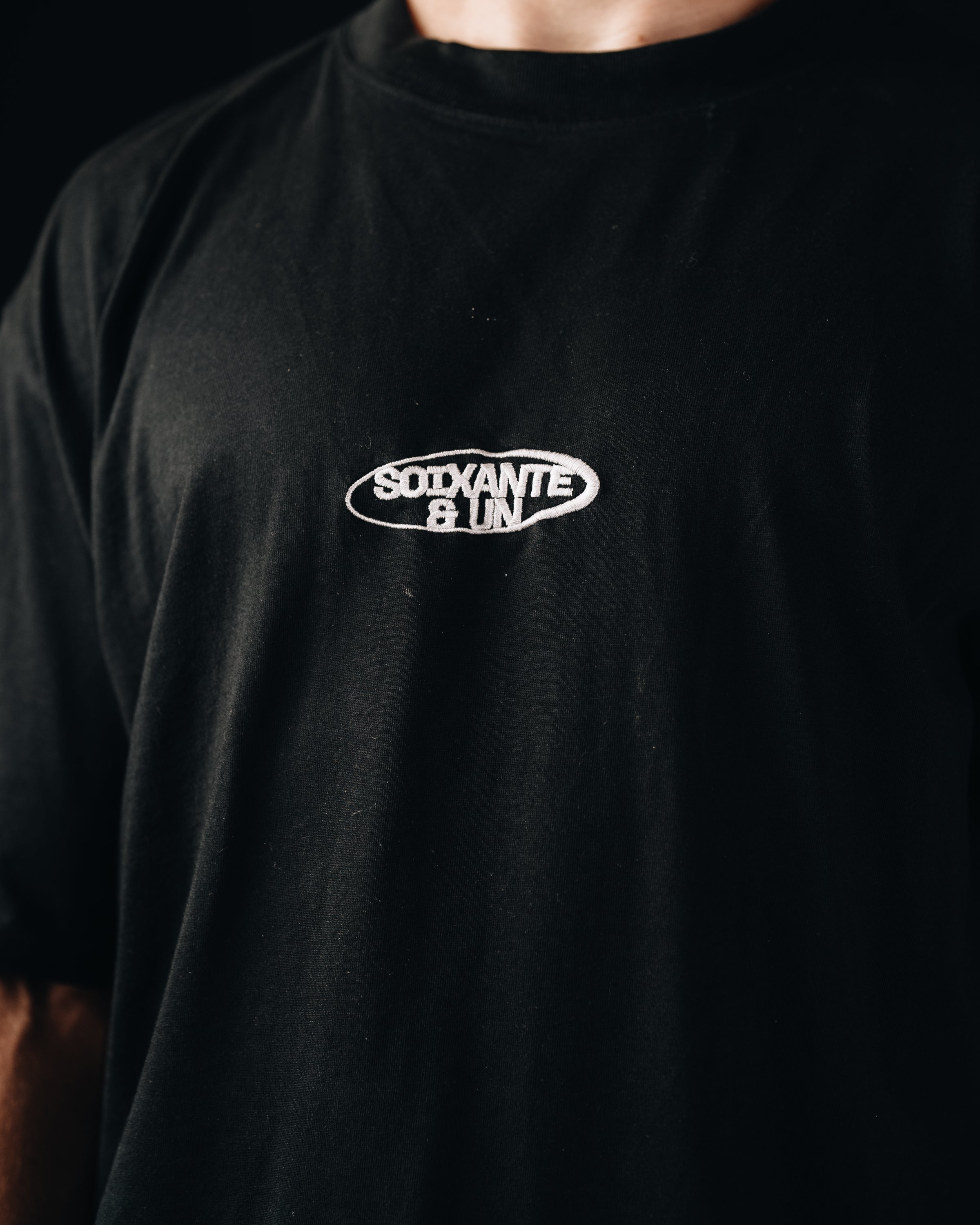 T-shirt Oval — Soixante & Un